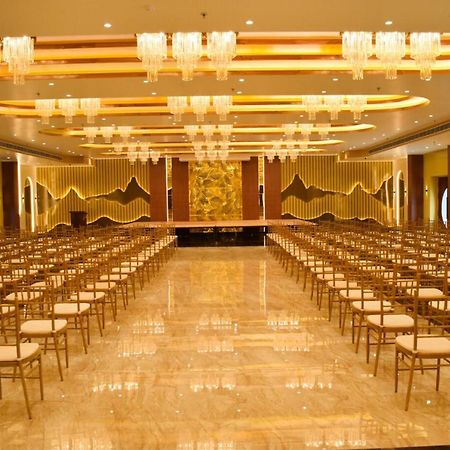 Tulip Inn Shravasti Bahraich Εξωτερικό φωτογραφία