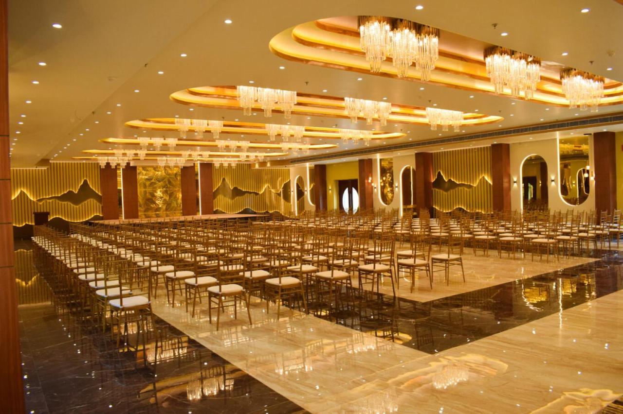 Tulip Inn Shravasti Bahraich Εξωτερικό φωτογραφία