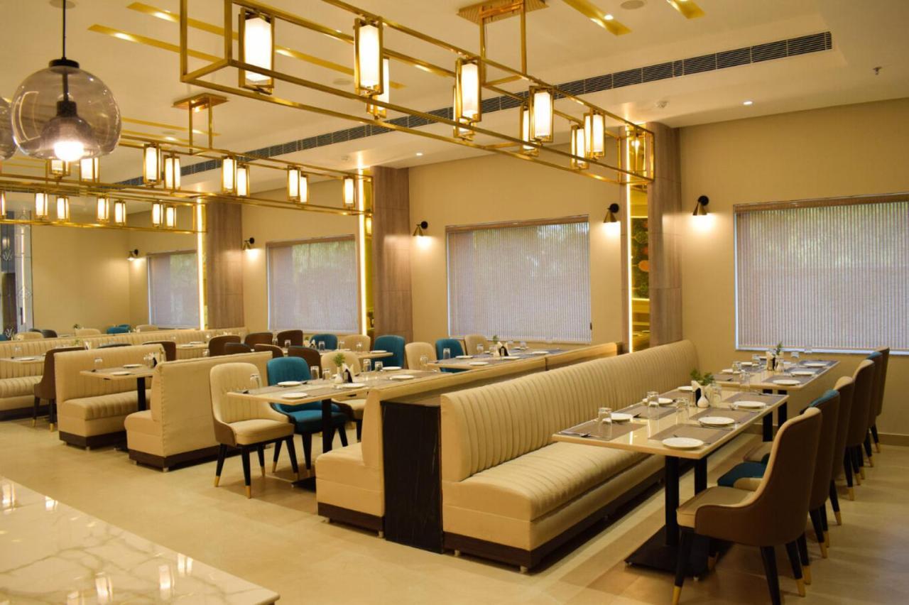 Tulip Inn Shravasti Bahraich Εξωτερικό φωτογραφία