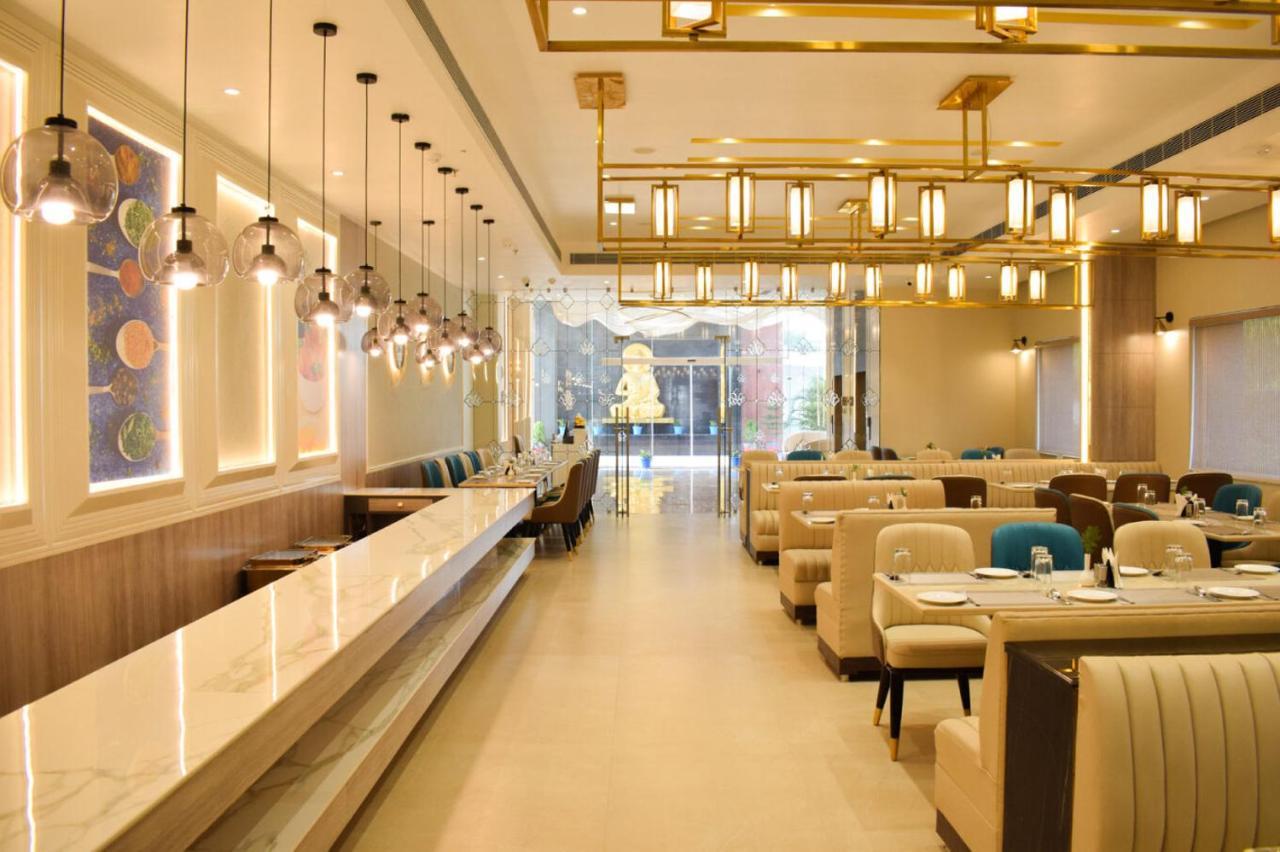 Tulip Inn Shravasti Bahraich Εξωτερικό φωτογραφία