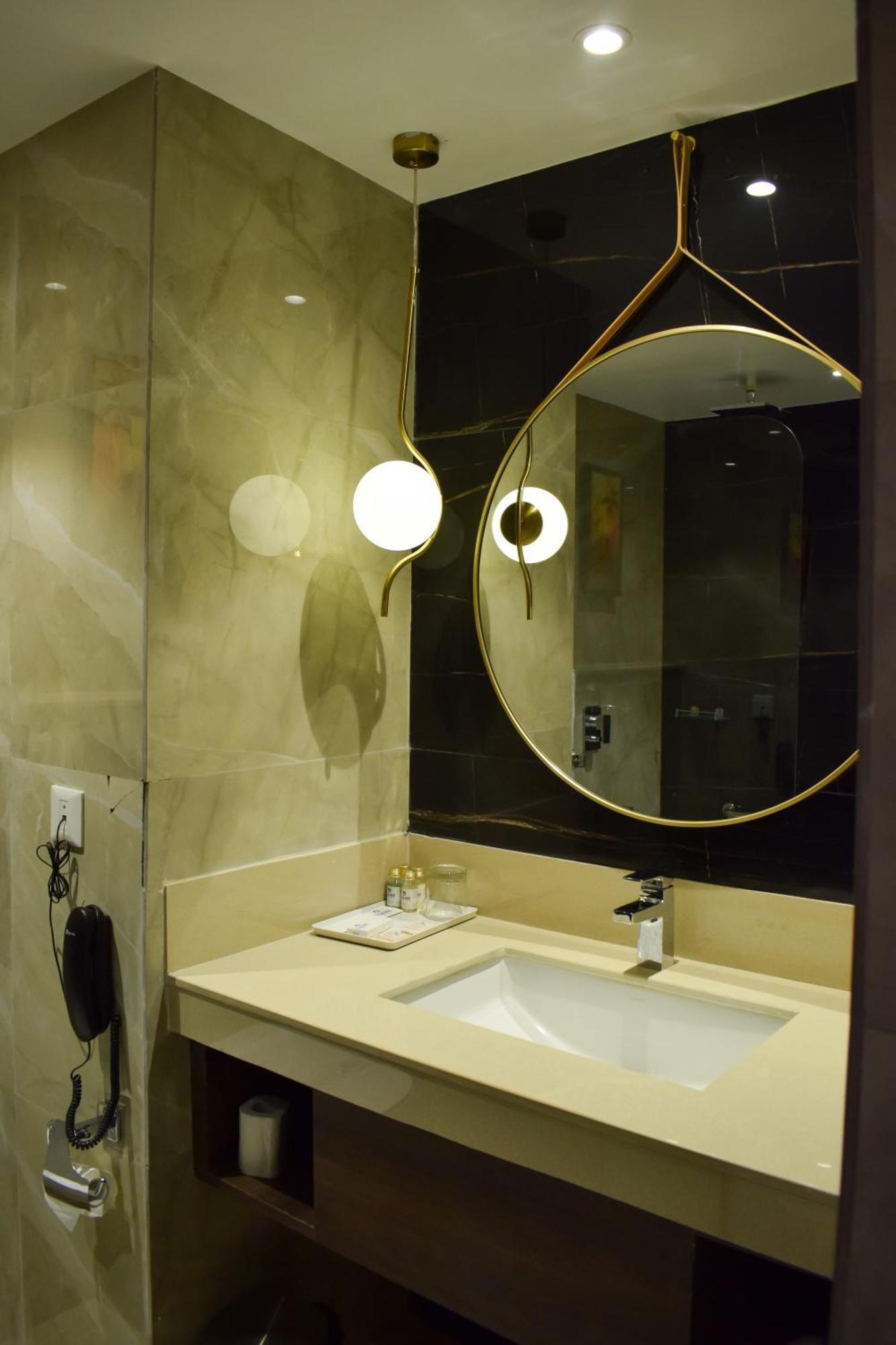Tulip Inn Shravasti Bahraich Εξωτερικό φωτογραφία