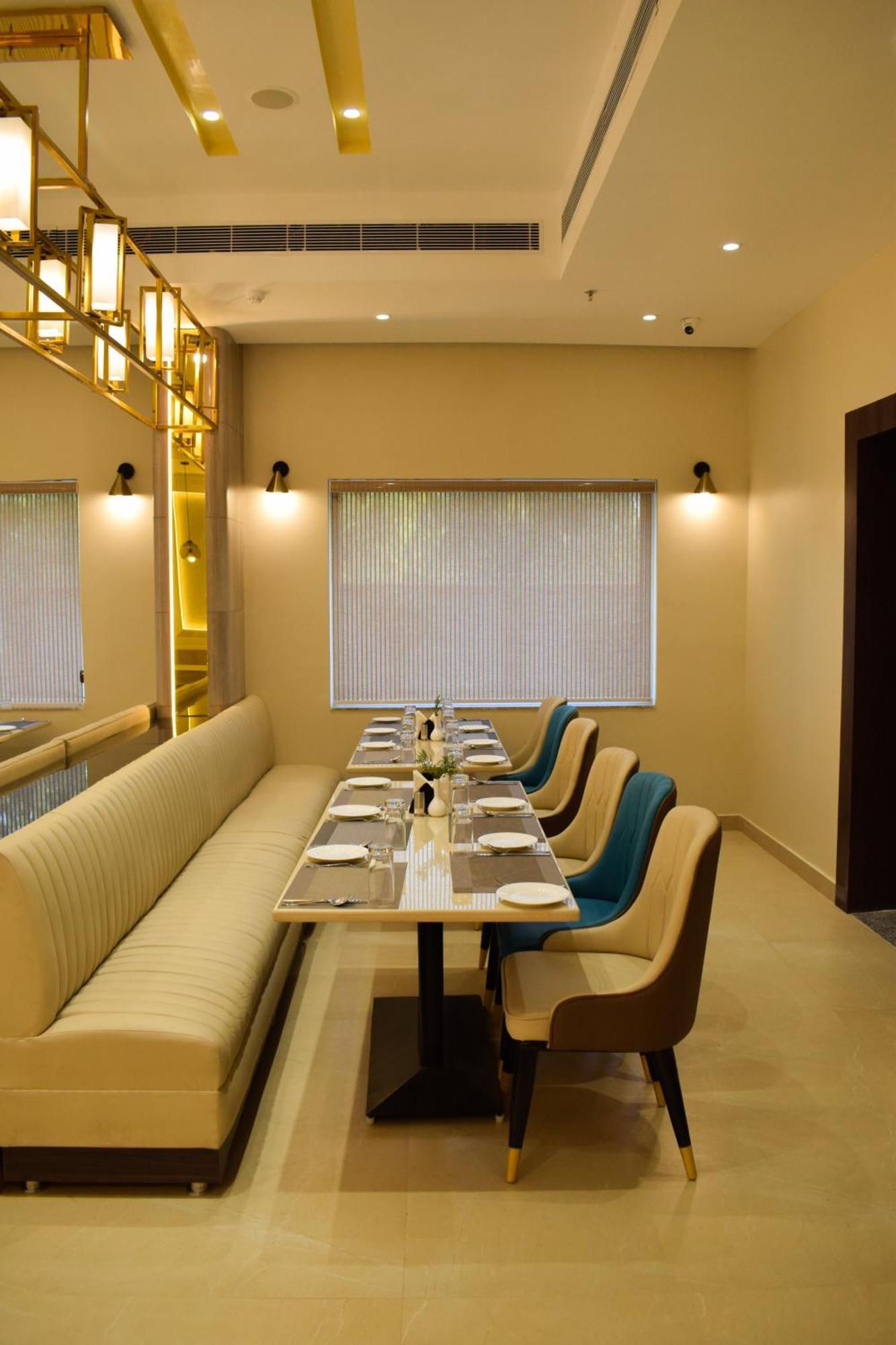 Tulip Inn Shravasti Bahraich Εξωτερικό φωτογραφία